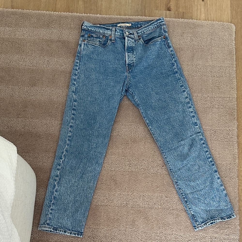 Levi’s wedgie straight fit jeans size 29